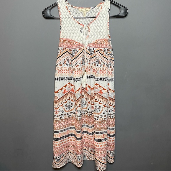 Cloth & People Sleeveless Lace Bohemian Dress - Picture 1 of 8